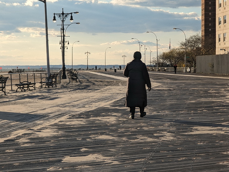Return to Coney Island - sandy scenes, fun fair architecture and empty beaches