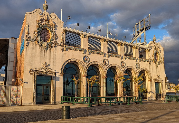 Return to Coney Island - sandy scenes, fun fair architecture and empty beaches