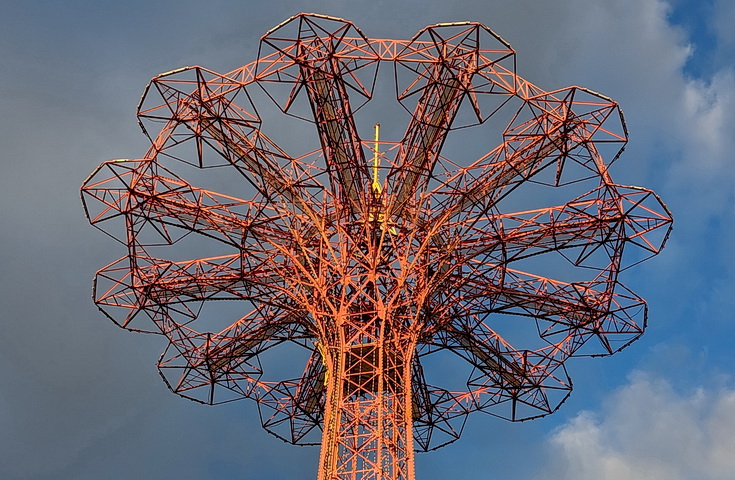 Return to Coney Island - sandy scenes, fun fair architecture and empty beaches