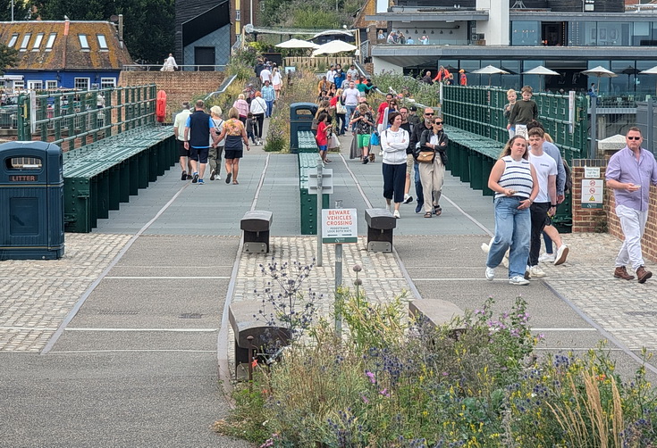 Return to Folkestone Harbour disused railway station - thirty photos