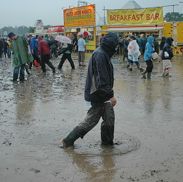 Mud, mud, glorious mud! Glastonbury Festival in photos, June 2005