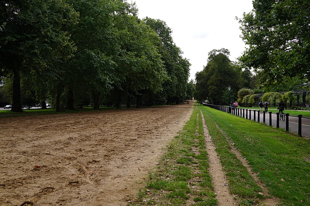 London art walk: Green Park to Hyde Park and the Serpentine, late summer 2018