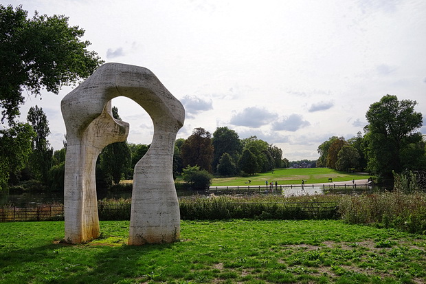 London art walk: Green Park to Hyde Park and the Serpentine, late summer 2018