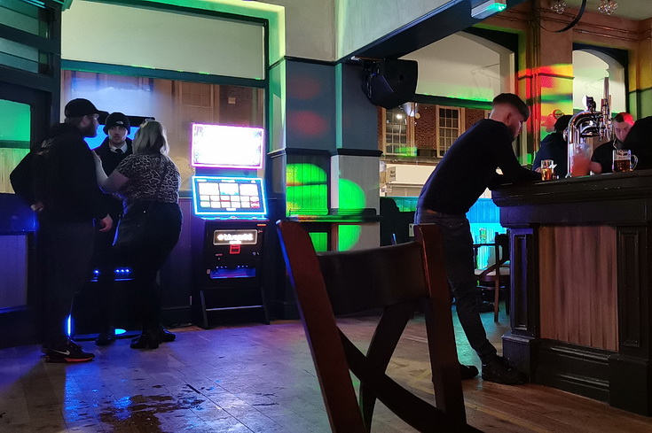 In photos: late night drinking in the bars of Hull