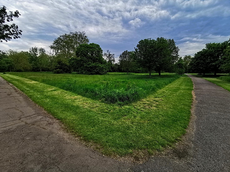 In photos: a summer time walk through Hyde Park and Green Park, London