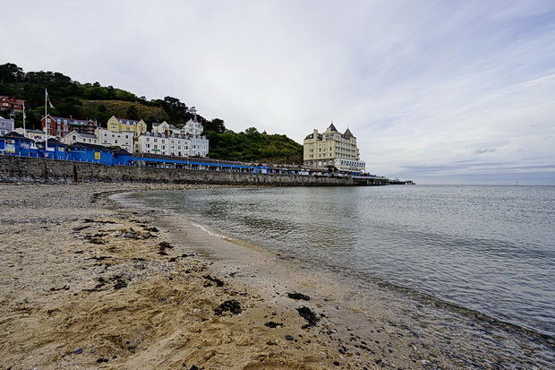 Llandudno photos - seaside views, street scenes, architecture and more, August 2018
