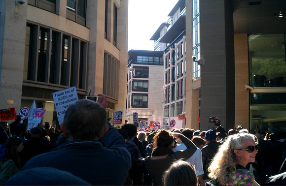 Occupy the Stock Exchange - London protest underway [photos]