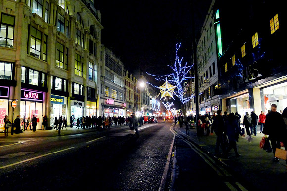 Last minute shoppers on Oxford Street 