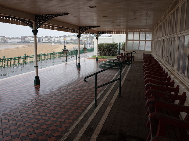 A rainy day in Margate. Photos from a wet and windy May afternoon, May 2015