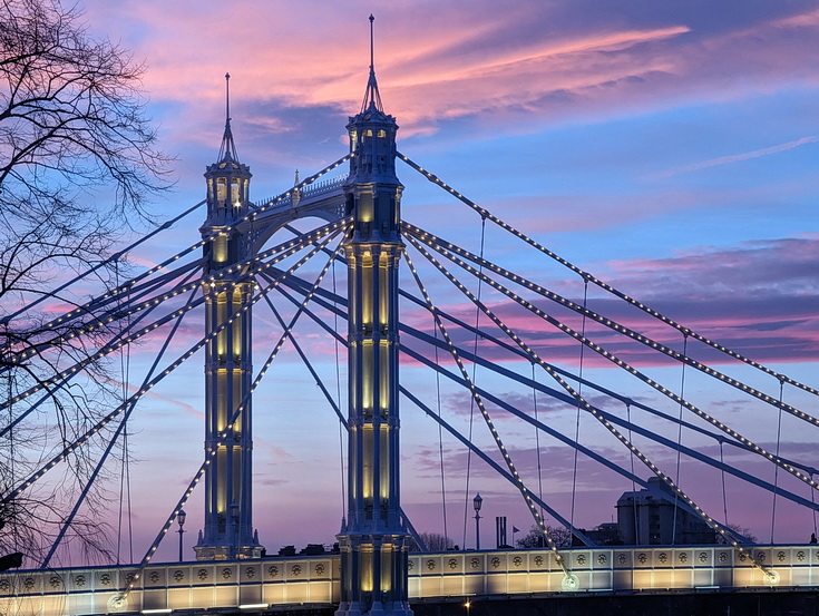 In photos: a stunning winter sunset by the River Thames, featuring the Albert and Chelsea Bridges