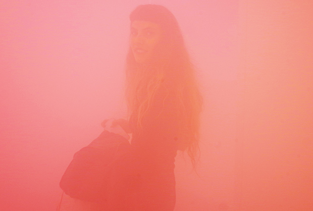 Walking through the swirling mists of Ann Veronica Janssens's yellowbluepink at the Wellcome Collection, London, October 2015