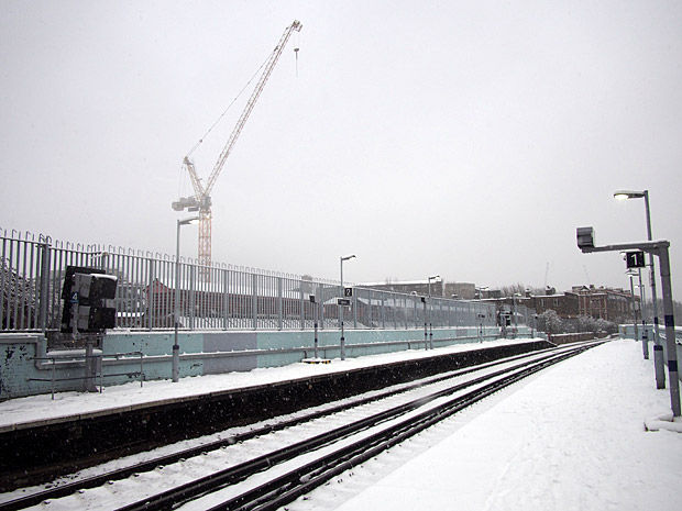 Brixton snow and snowmen, Windrush Square, Loughborough Park and Coldharbour Lane-17