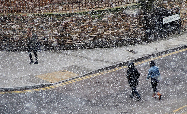 brixton-snow-in-march-02