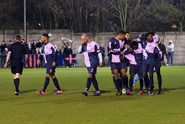 Dulwich Hamlet 1 Maidstone Utd 1 - honours even in top of the table clash, 26th March 2013