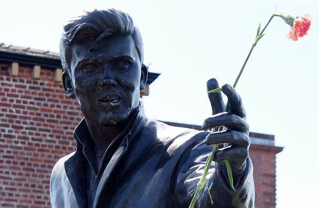 Billy Fury remembered by Liverpool's docks
