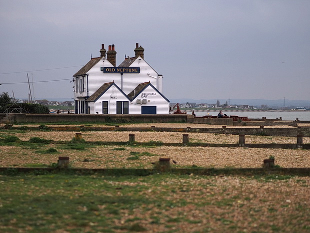 Whitstable photos - shops, pubs and High Street views