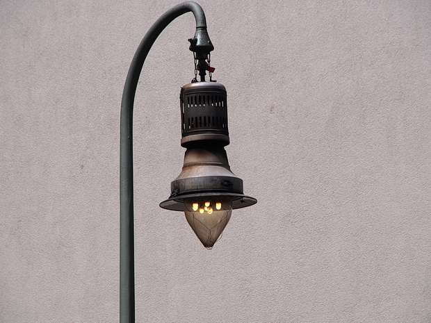 The wonderful gas lamps of Berlin - the world's largest gas lighting network
