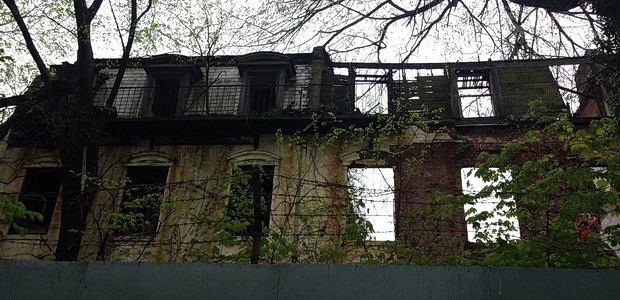 The abandoned townhouses of Admiral's Row, Brooklyn Navy Yard, New York