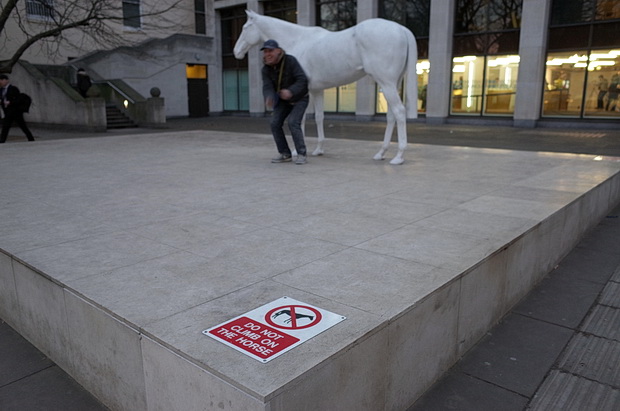 Do NOT climb on the White Horse on the Mall, London