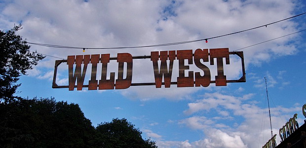 Pistol packin' bucking bronco scenes from Boomtown's Wild West