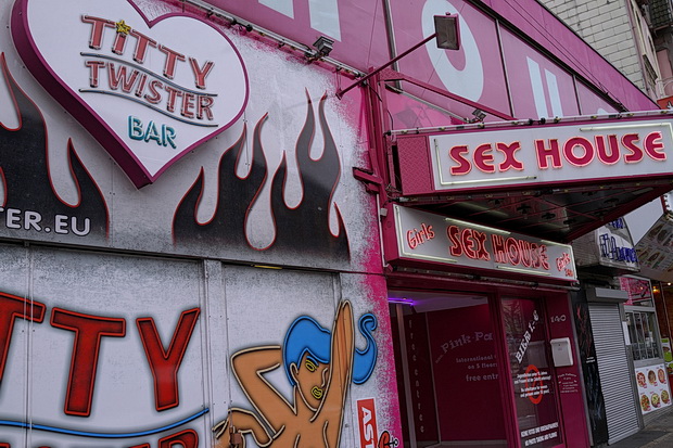 Titty Twister, Beatles statues and crap bars: A stroll around the Reeperbahn, Hamburg