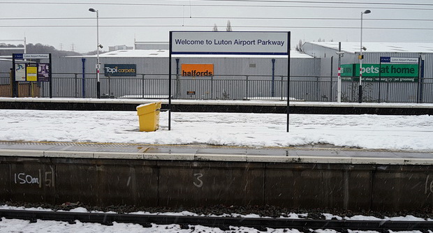 My Amsterdam fight was cancelled. so here's photos of a snowy Luton Airport Parkway instead