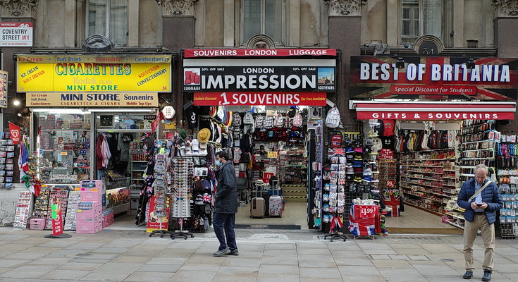London street photography: thirty views from Soho, Mayfair and Islington