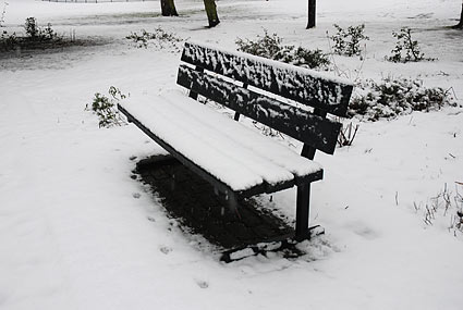 Snow scenes around Loughborough Park and Coldharbour Lane, Brixton, Lambeth, London SW9, February 8th 2007