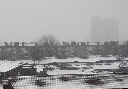 Snow scenes around Loughborough Park and Coldharbour Lane, Brixton, Lambeth, London SW9, February 8th 2007