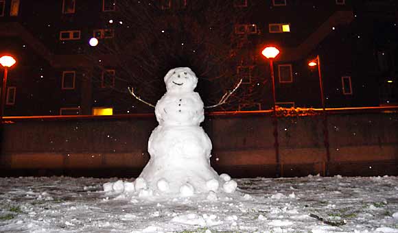BRIXTON SNOW Weds 28th January 2004
