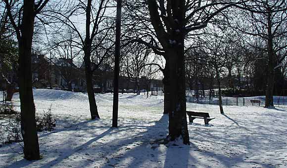 BRIXTON SNOW Weds 29th January 2004