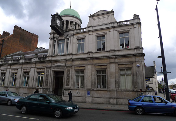 Streatham photos - pictures of Streatham High Road and area, south London SW16