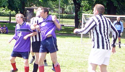 urban75 at the Alternative Euro 2004 seven a side competition, Clissold Park, London