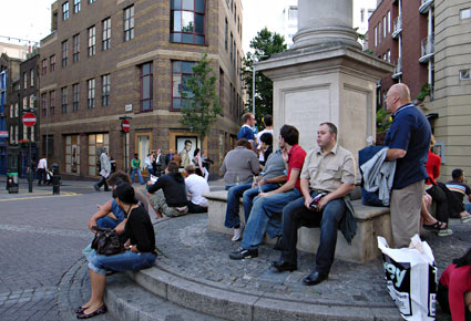 London tourist, views of Trafalgar Square, British Museum and more, September 2006