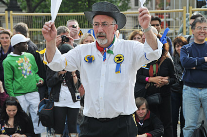 Westminster Day of Dance 2009, Morris dancers in Trafalgar Square, 9th May 2009