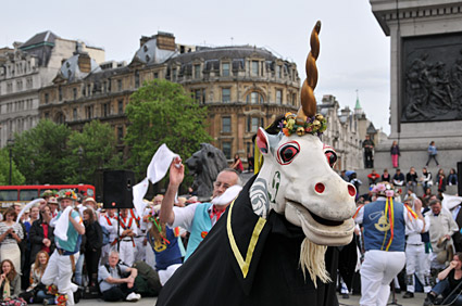 Westminster Day of Dance 2009, Morris dancers in Trafalgar Square, 9th May 2009
