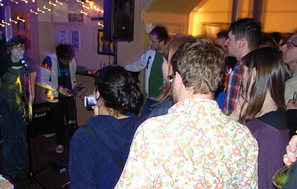 Offline at the Prince Albert with Amycanbe and the Bridport Dagger, Coldharbour Lane, Brixton, London Saturday, 12th April 2008
