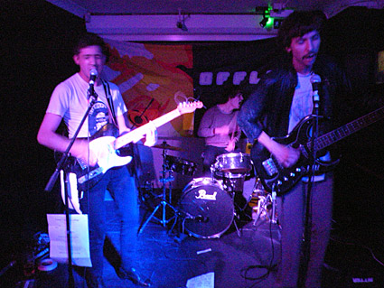 Offline club live music special with Bearcraft, The Spivs and Sweet Baboo, Prince Albert, 418 Coldharbour Lane, Brixton, London, Friday 14th Aug 2009