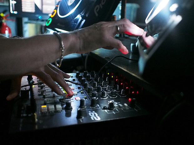 DJ night on Saturday 21st January 2017 at Offline Club at the Dogstar, Coldharbour Lane, Brixton, SW9, with DJs playing ska, electro, indie, punk, rock'n'roll, big band, rockabilly and skiffle