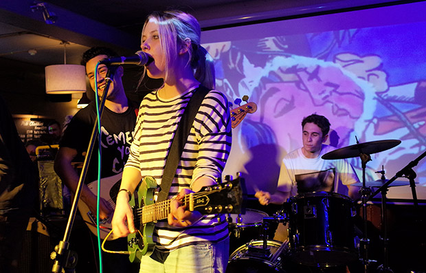 Friday 22nd November 2013 - Misty Miller live at the Brixton Offline Club, Prince Albert, 418 Coldharbour Lane, Brixton, London SW9
