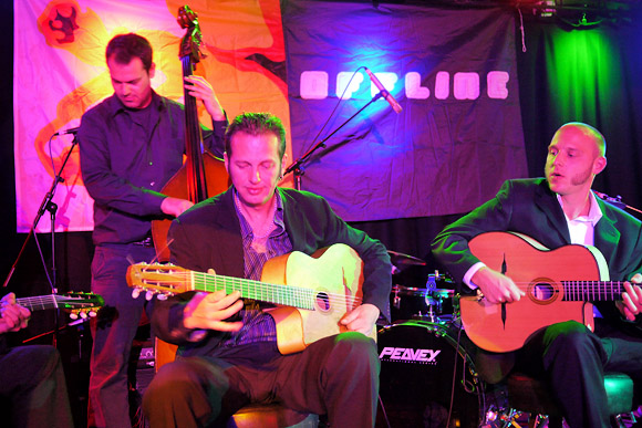 Offline Club live music special at Plan B, with Phil Grispo, Corporal Machine and the Bombers, Dr Vampire and Aurora Plastic Monster, Brixton SW9, 14th May 2011