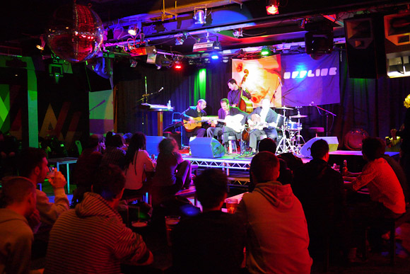 Offline Club live music special at Plan B, with Phil Grispo, Corporal Machine and the Bombers, Dr Vampire and Aurora Plastic Monster, Brixton SW9, 14th May 2011