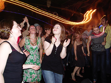 OFFLINE club at the Dogstar Brixton, Coldharbour Lane, Thursday 25th June 2009, urban75 club night, London with The Shanners, Franco's Chariot and Yeah Sparrow plus DJs, and video