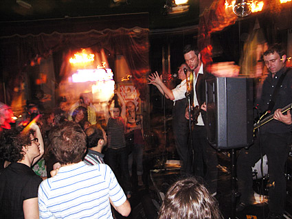OFFLINE club at the Dogstar Brixton, Coldharbour Lane, Thursday 25th June 2009, urban75 club night, London with The Shanners, Franco's Chariot and Yeah Sparrow plus DJs, and video