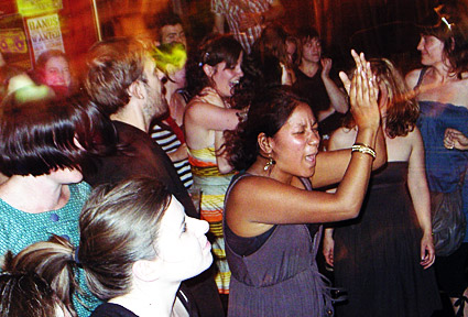 OFFLINE club at the Dogstar Brixton, Coldharbour Lane, Thursday 25th June 2009, urban75 club night, London with The Shanners, Franco's Chariot and Yeah Sparrow plus DJs, and video