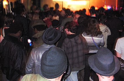 OFFLINE club at the Dogstar Brixton, Coldharbour Lane, Thursday 14th May 2009, urban75 club night, London with Josie Long, Voodoo Trombone Quartet, Atomic Suplex, Anchorsong and Vic Lambrusco's Cabaret Hour, plus DJs, Craft Corner and video