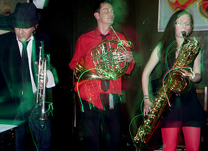 OFFLINE club at the Dogstar Brixton, Coldharbour Lane, Thursday 14th May 2009, urban75 club night, London with Josie Long, Voodoo Trombone Quartet, Atomic Suplex, Anchorsong and Vic Lambrusco's Cabaret Hour, plus DJs, Craft Corner and video