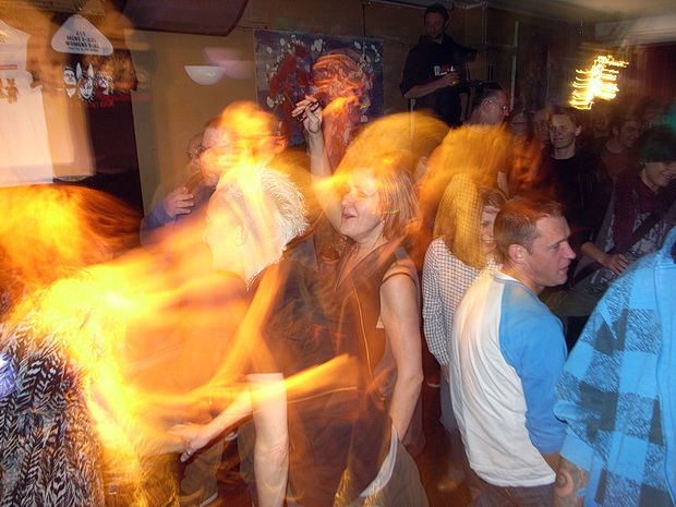 Fri 7th November 2014: Pussycat and the Dirty Johnsons live at the Brixton Offline Club, Prince Albert, 418 Coldharbour Lane, Brixton, London SW9