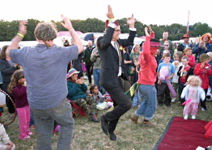 Splott Brothers at Endorse It festival, Sixpenny Handley, near Salisbury, Dorset, England, August 2006