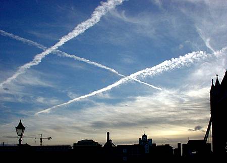 Winter Sky, London